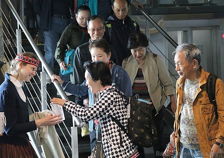 Rīgā 24.05.2019 pirmo reizi ierodas tūristi no Dienvidkorejas ar tiešo «Korean Air» čarterlidojumu 254938