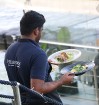 Pārdaugavas restorāns «Hercogs Fabrika» piedāvā jahtas izbraucienu ar romantiskām vakariņām pārim vai arī grupai 58