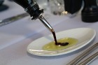 Pārdaugavas restorāns «Hercogs Fabrika» piedāvā jahtas izbraucienu ar romantiskām vakariņām pārim vai arī grupai 59