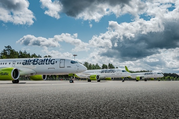 «airBaltic» Receives Five Star Major Airline Award by APEX
