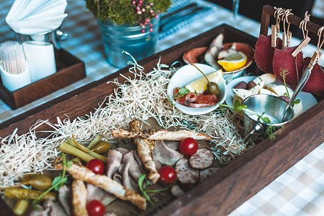 restaurant Melnā Bite
