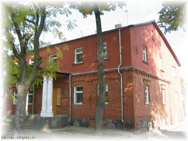 Ludzas-Jura-Soikana-Makslas-skola 