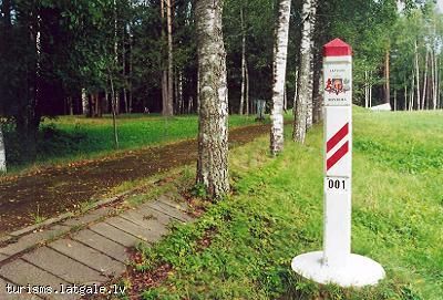 Draudzibas-kurgans-Austras-koks 