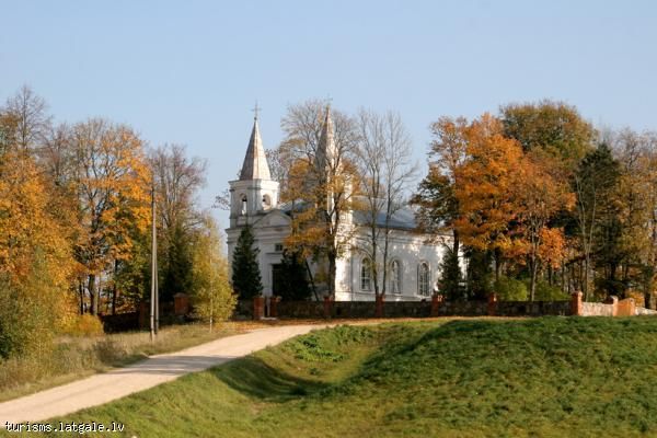 Dricanu-Sv-Simana-un-Sv-Judas-Romas-katolu-baznica 