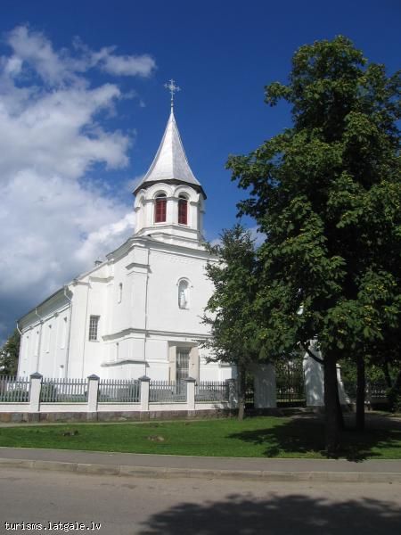 Ilukstes-Romas-katolu-baznica 