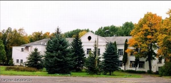 Kamenecas-muizas-komplekss 