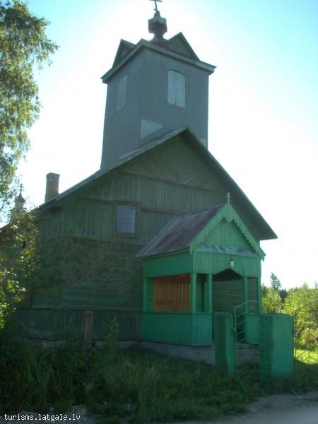 Kampisku-vecticibnieku-draudzes-dievnams 