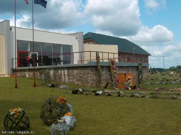 Latgales-makslas-un-amatniecibas-centrs 