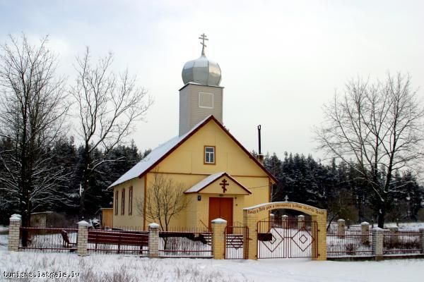 Maltas--Borovajas-Borovskas-vecticibnieku-draudzes-dievnams 