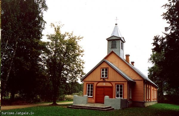 Mezvidu-katolu-baznica 