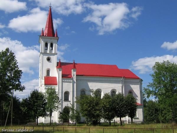 Nicgales-katolu-baznica 