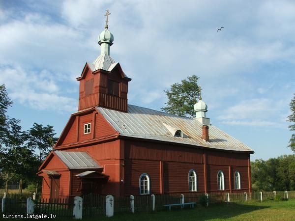 Tiskadu-vecticibnieku-draudzes-dievnams 