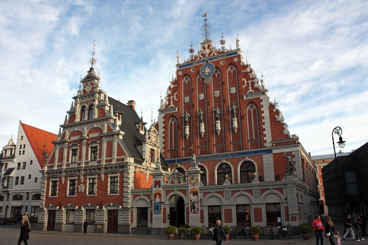 Melngalvju-nams The House of Blackheads 